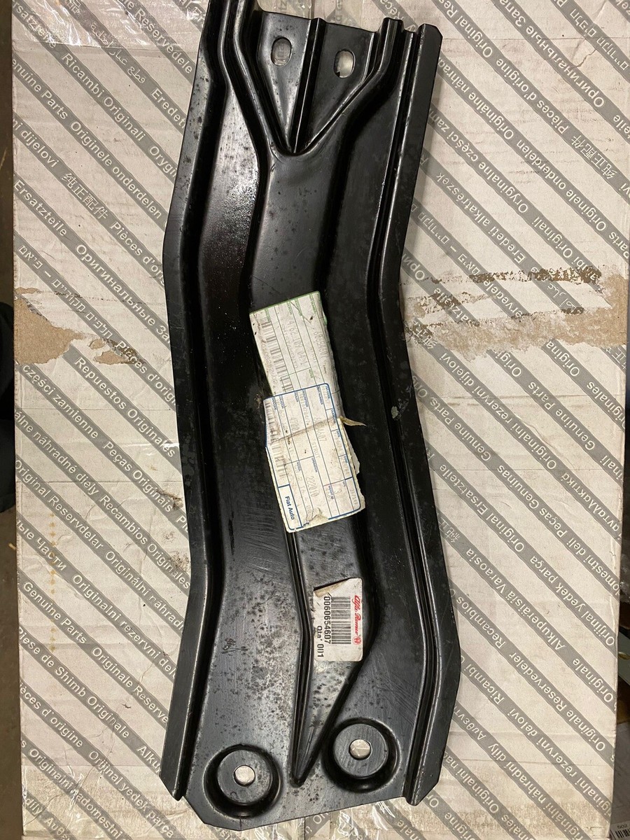 ALFA ROMEO 916 GTV + Spider Subframe SUSPENSION PLATE LEFT 