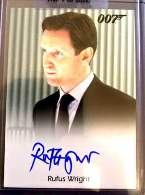 JAMES BOND 007 - RUFUS WRIGHT AUTO - TREASURY AGENT - QUANTUM OF SOLACE