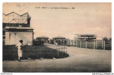 AYMP9-0883-94 - ORLY - Das Flugplatzlager