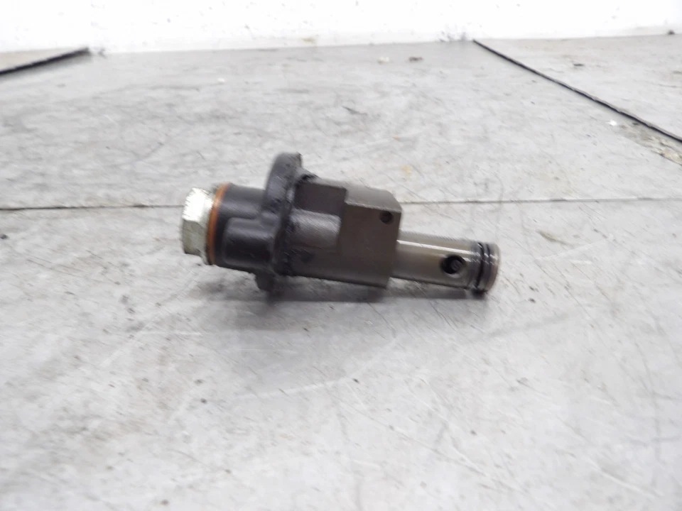 09-16 Triumph Bonneville T100 cam chain tensioner adjuster T1140160 - Image 2 of 4