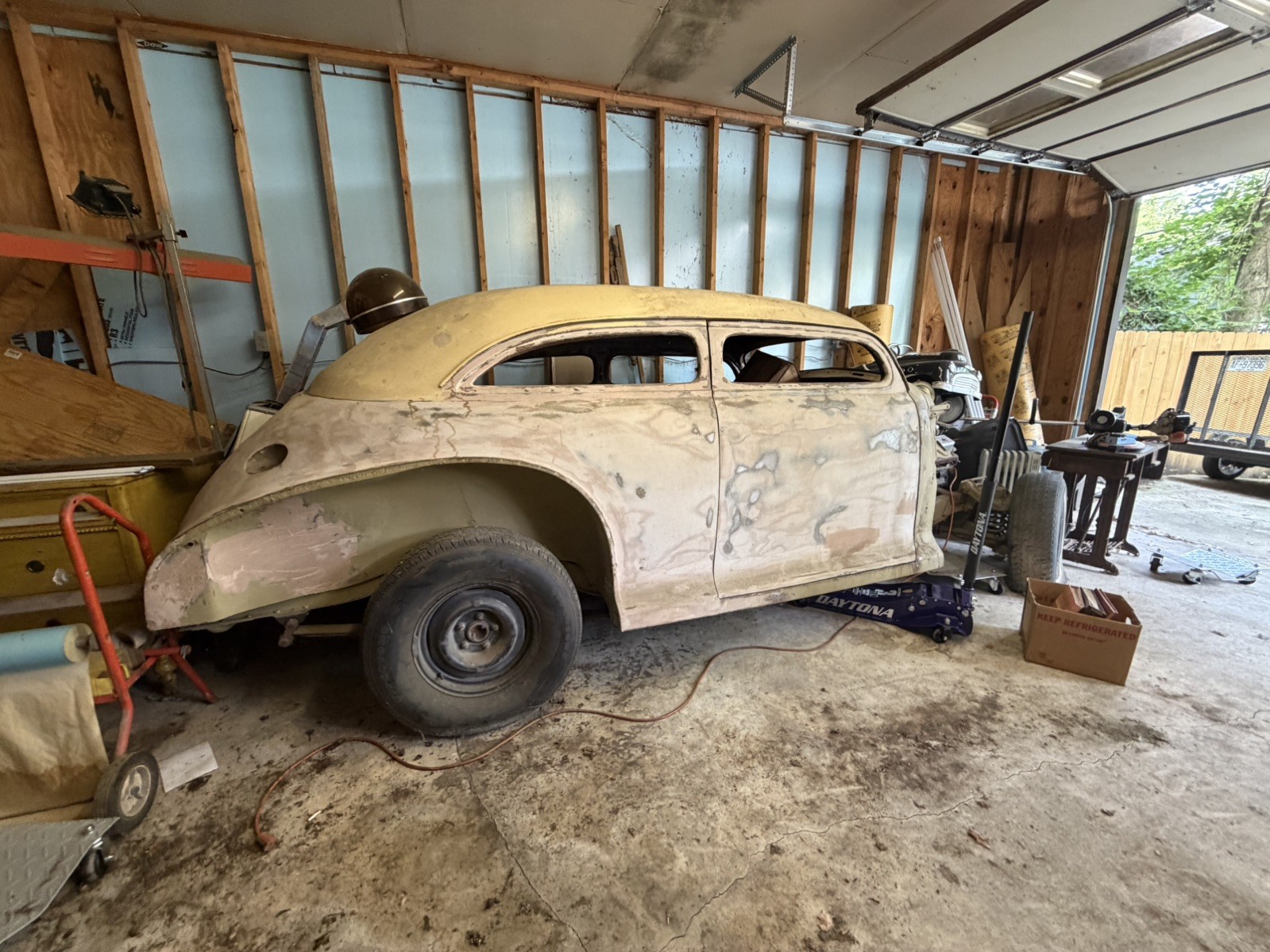 1941 Chevrolet DeLuxe for sale in Hendersonville North Carolina