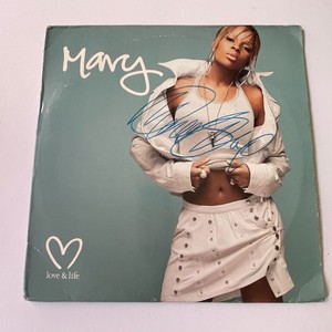 Mary J Blige Signed | eBay