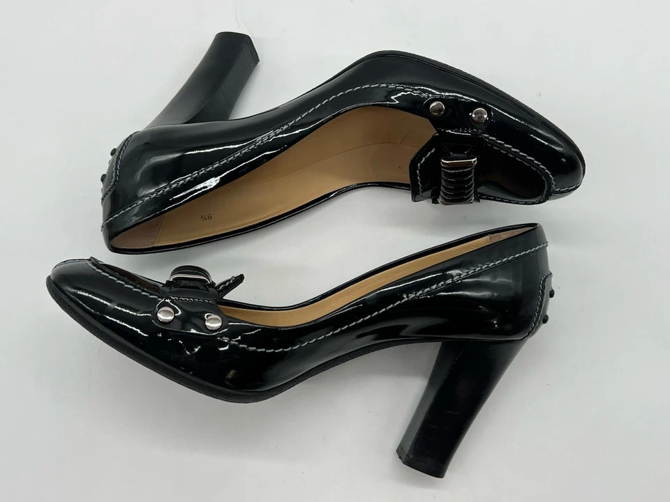 Zapatos Tods para mujer 9,5 charol negro tacón alto Horsebit punta dividida. Foto 2 de 4