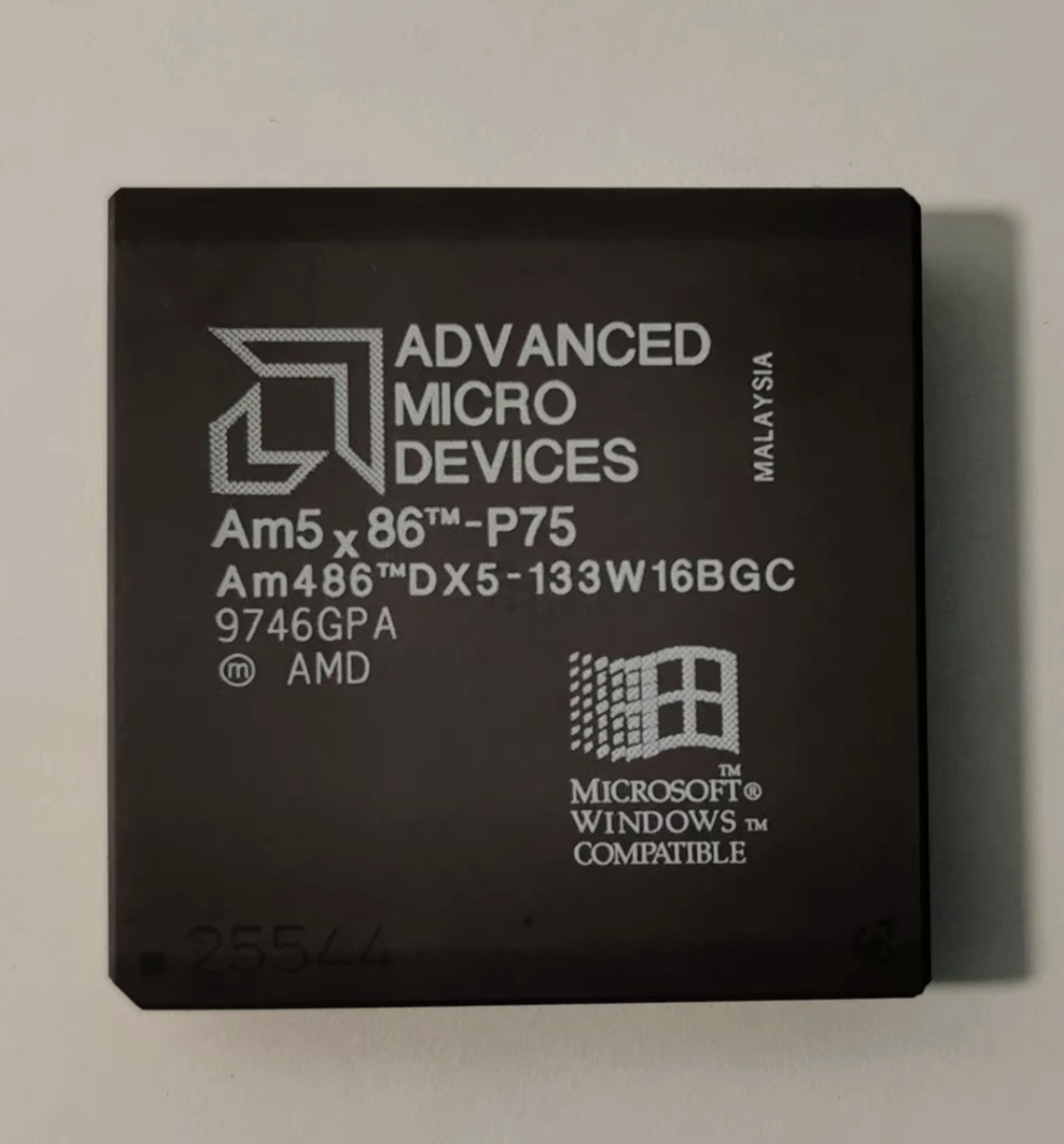CPU AMD X-5 133ADZ Am5x86 P75 Amazon.com: AMD 5X86-133 5X86 133 3.45V CPU AMD-X5-133ADZ