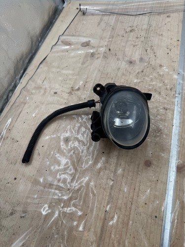 Nebelscheinwerfer rechts Audi Q3 TeileNr.: 8T0941700 Valeo