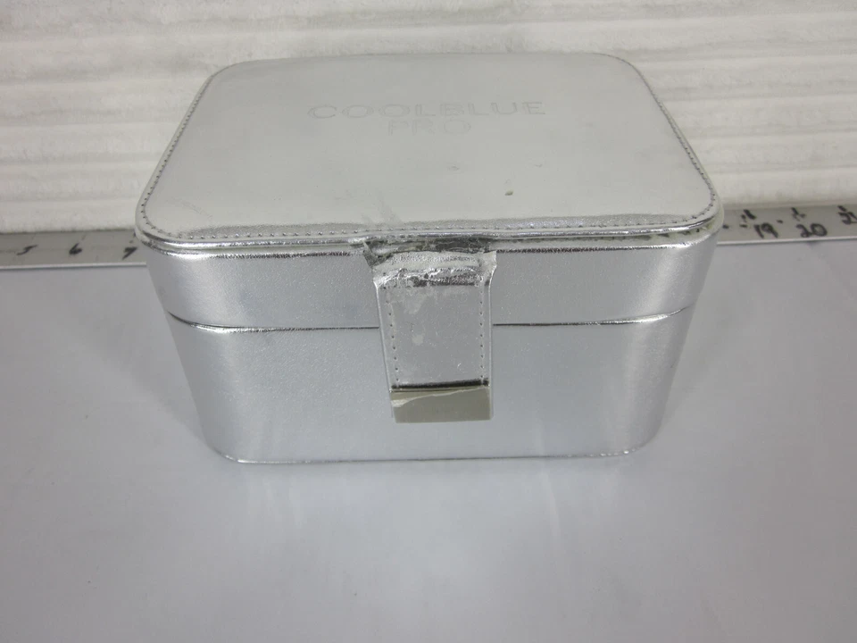 Coolblue Pro Sistema de Luz Blanqueadora de Dientes Bandeja Kit de Silicona Parece Sin Usar con Estuche Foto 4 de 4