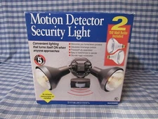 INTELECTRON Motion Detector with Security Light (New Open Box) FAST FREE SHIPPIN