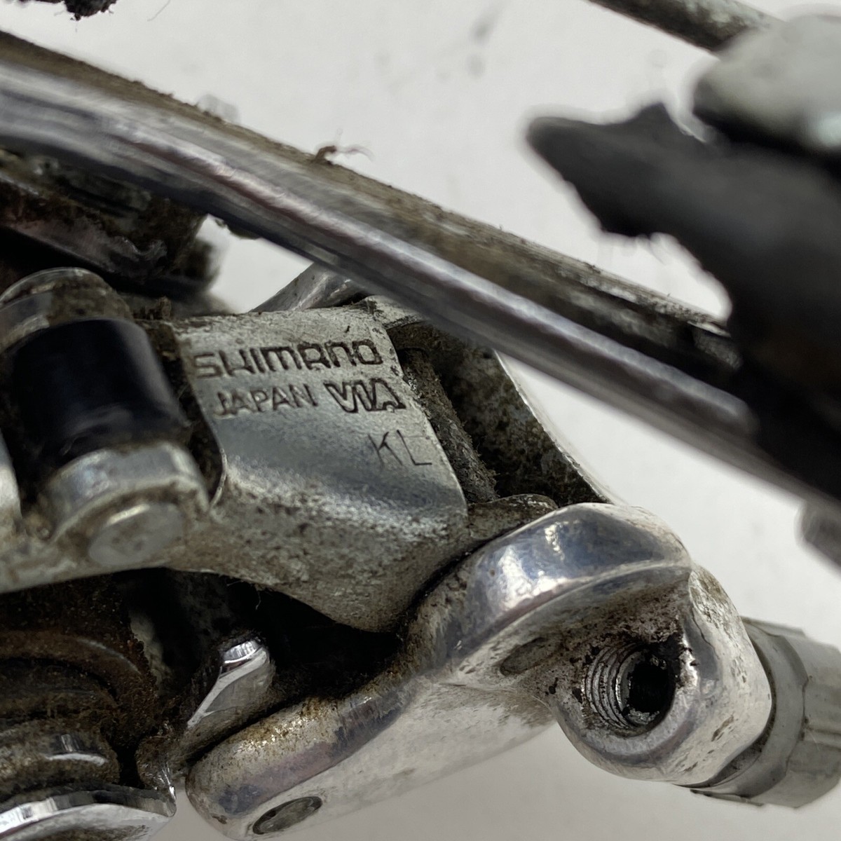Ancien dérailleur arrière Shimano RD-L523 feu action index cage courte