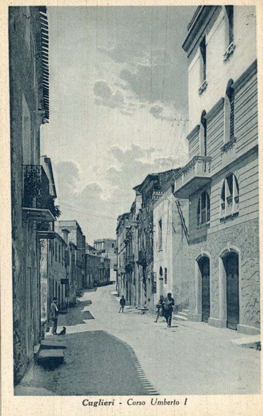Foto 1 di 2