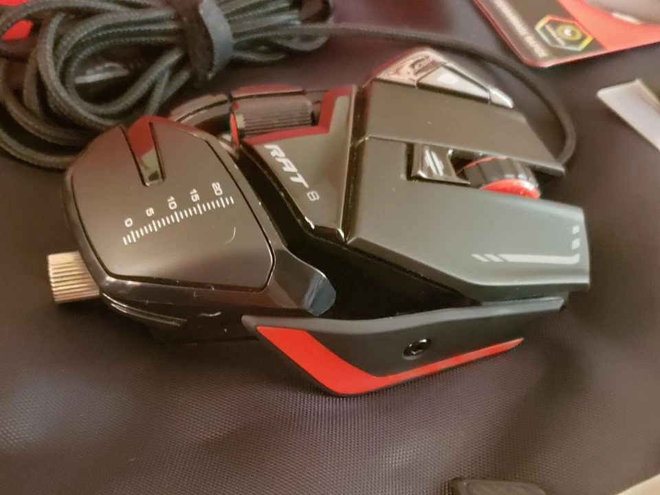Mad catz the Authentic R.A.T. RAT 8 Wired Gaming mouse Matt Black / Red - Image 4 of 4