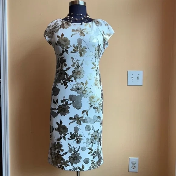 Eci clearance floral dress