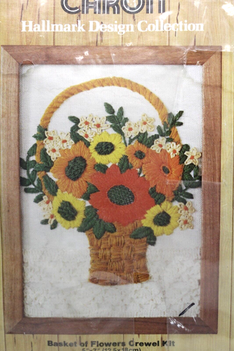 Caron Hallmark Design Collection 1977 cesta floral crewel kit #6430 kit abierto - Imagen 10 de 11