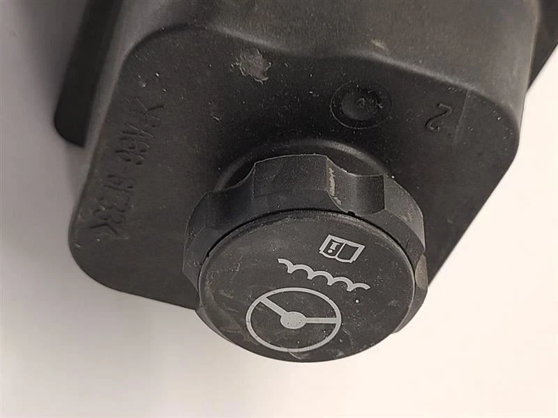 Насос гидроусилителя руля 2004 05 2006 GMC ENVOY XL 88963483 04-06 - Изображение 4 из 4