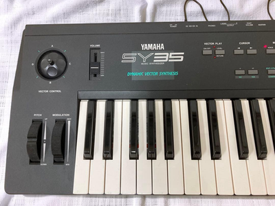 Yamaha SY35 Dynamic Vector Synthesizer Keyboard No Power Supply