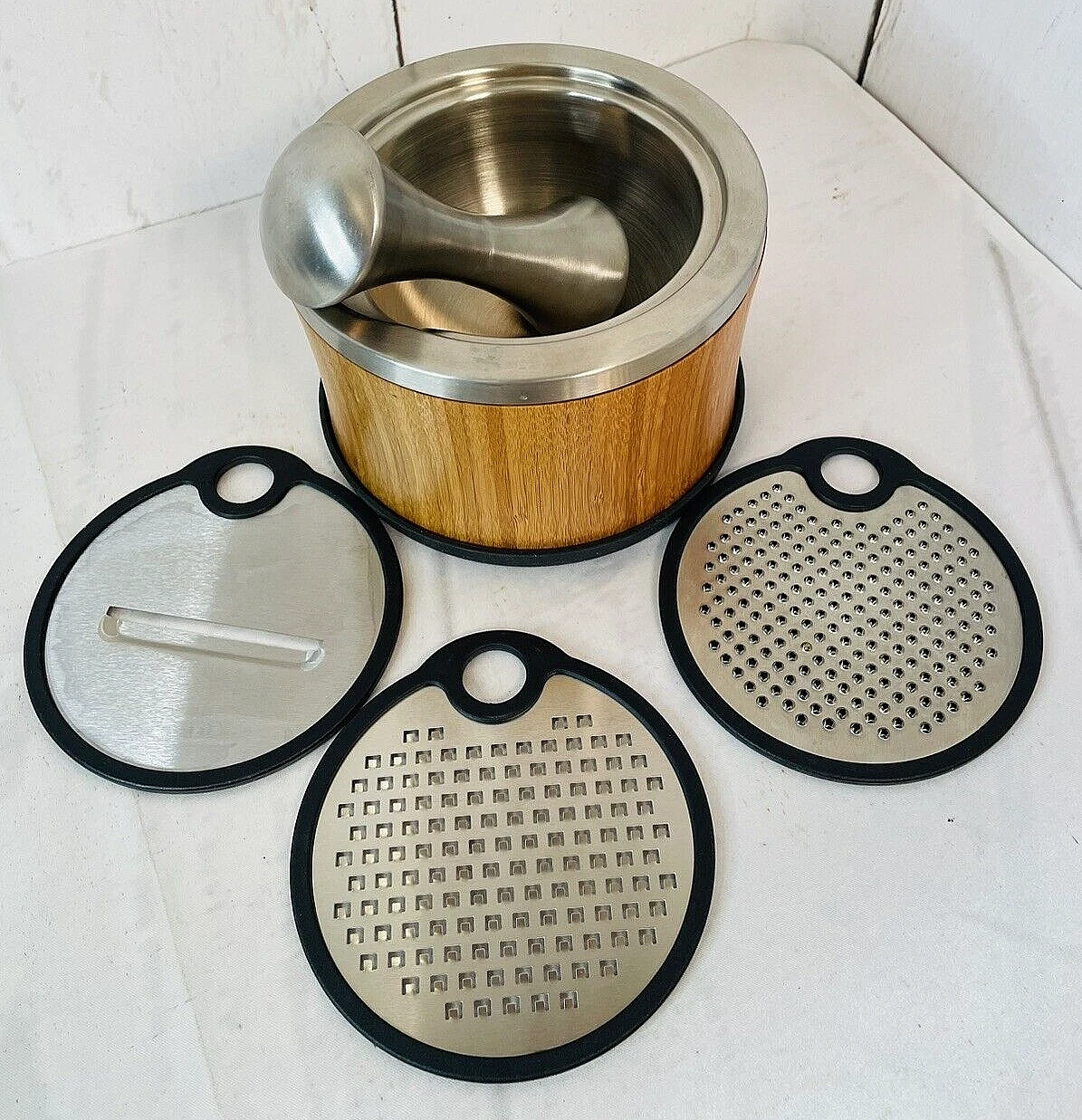 Mastrad Mortar & Pestle Set with 3 Grates made of Wood & Stainless Steel 1382C2