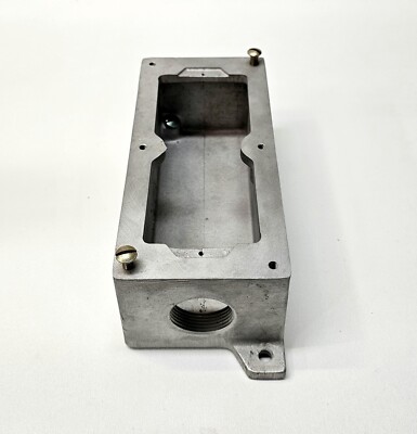 Killark SWB-16 Explosionproof Push Button Box  Hub Enclosure - 1-1/4'' HUB ~ NEW