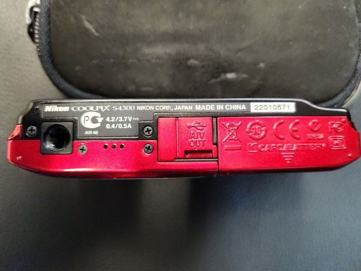 Nikon COOLPIX S4300 16.0MP Digital Camera - Plum for sale Nikon COOLPIX S4300 16.0MP Digital Camera - Plum for sale