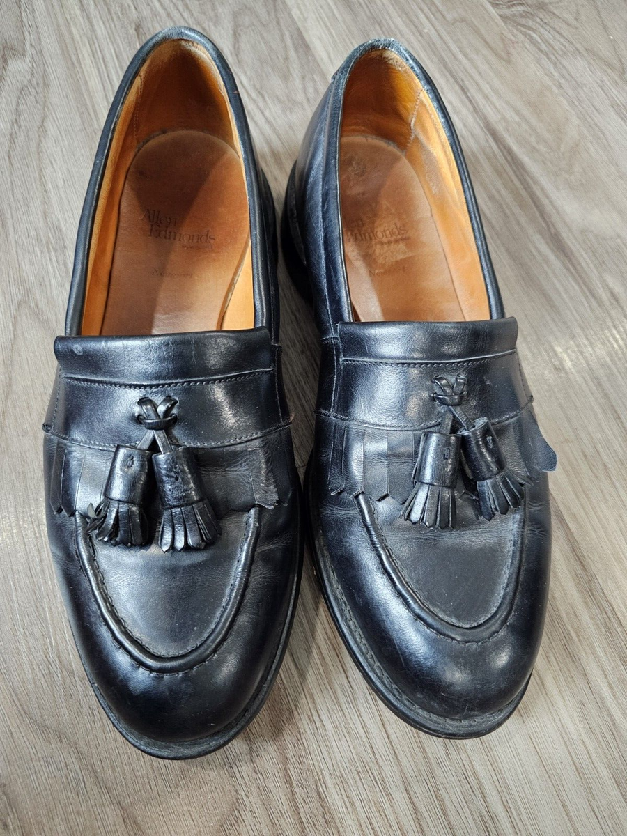 Allen Edmonds Black Newport Tassle Slip On Loafers Shoes  Mens Size 10 Allen Edmonds Newport Loafers Black Leather Tassel Apron Toe  main image 4