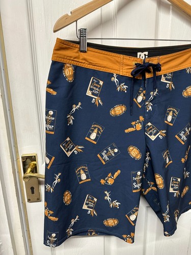 DC Shoes Board Shorts Taglia 34 | Tronchetti Spiaggia Surf Estivi Nuoto 20 - Foto 12 di 23