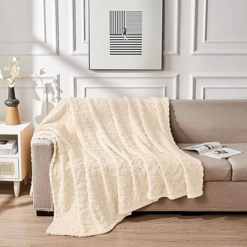 Edednleaf Sherpa Fleece Throw Blanket with Stylish 70"x80" Blanket