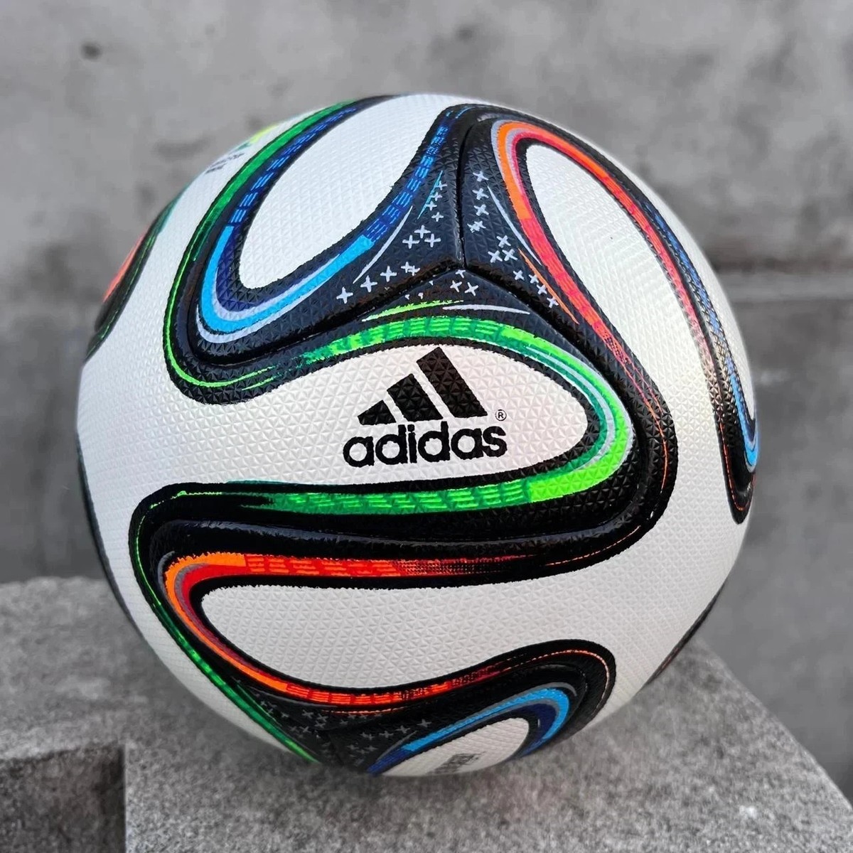 adidas Brazuca 2014 World Cup Brazil FIFA Official Match Ball