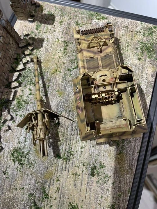 Costruito e dipinto Tamiya 1/35 Marder I Sd.Kfz. 135 cacciatorpediniere di ca... - Immagine 4 di 4