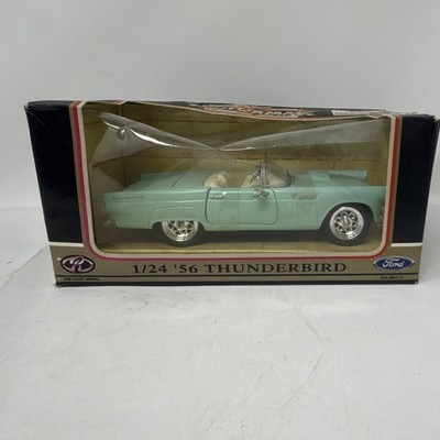 MOTORMAX Ford Thunderbird 1956 1:24 Diecast Car Light Blue Cream Collectors Edi 