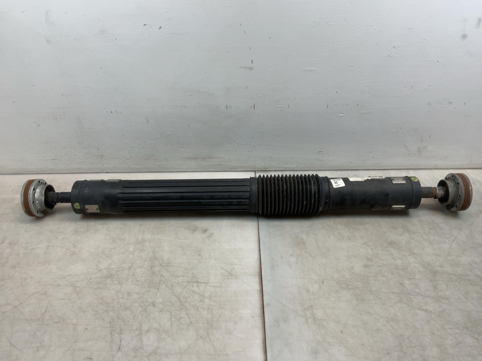 Jeep JL Wrangler 4 Door 3.6L Auto Trans Rear Driveshaft 200mm 2018-2023 064979