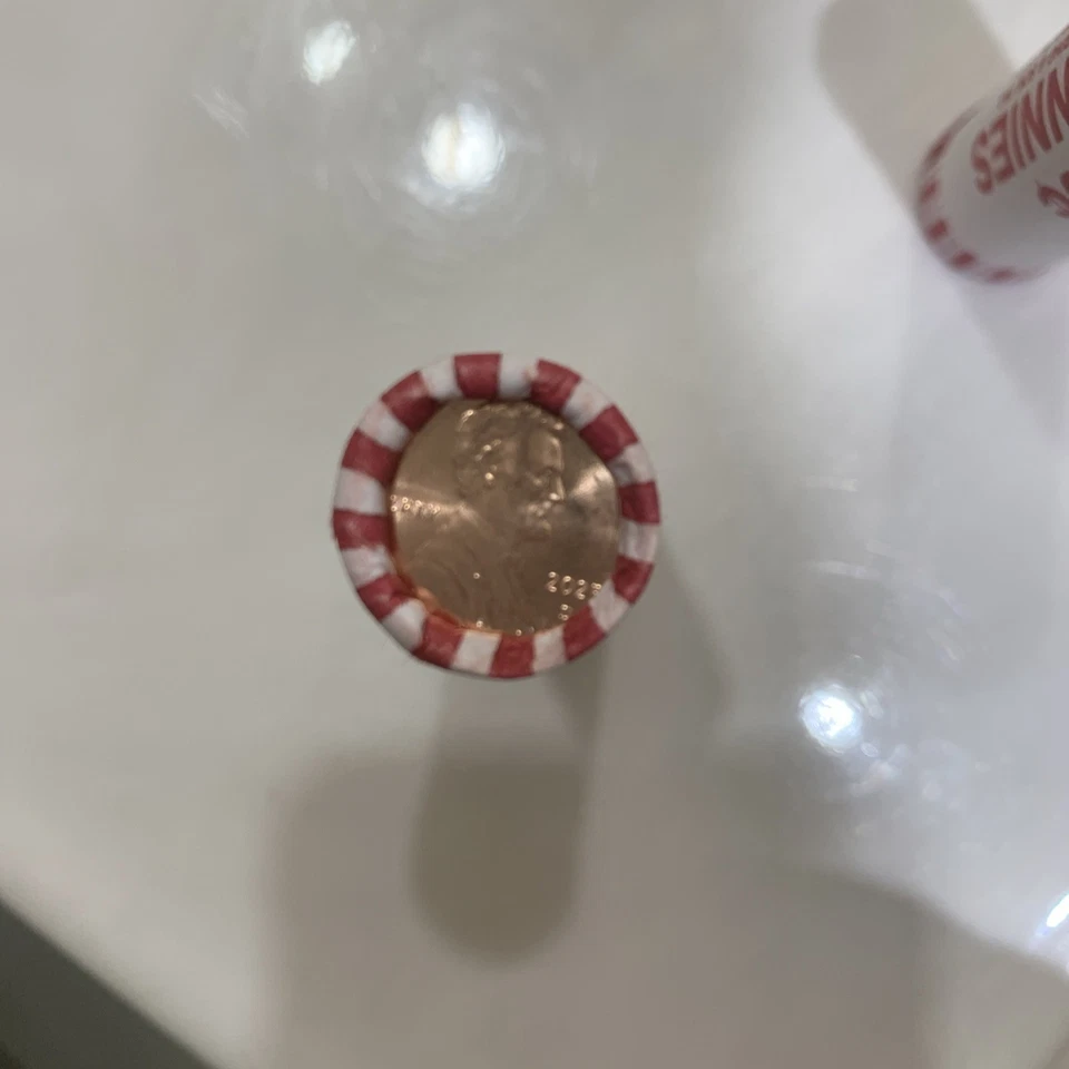2 Rolls: (1) 2025 P  &  (1) 2025 D Lincoln Penny Roll (Philly-Denver)last Penny - Image 3 of 4