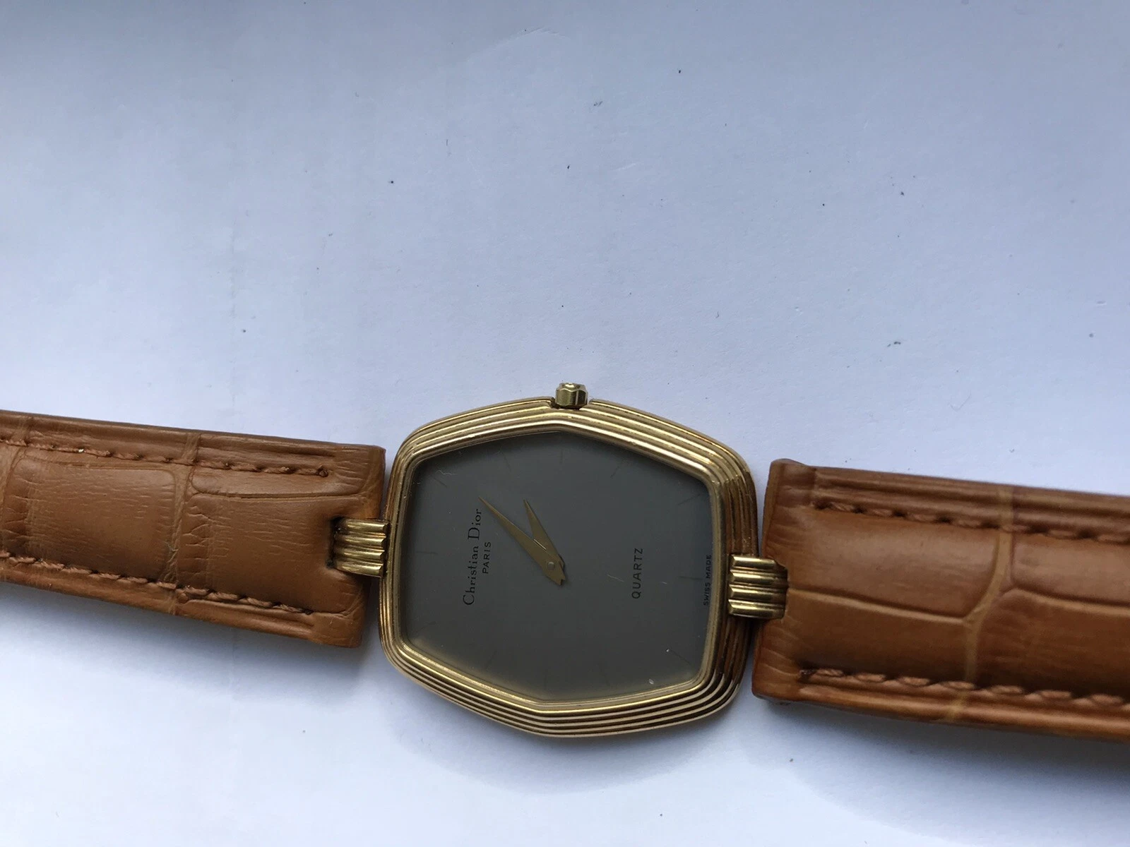 Montre femme Christian Dior 20 M plaqué or réf 41970