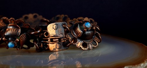 Bracciale rame bronzo perle di vetro turchese - magico e particolare - Foto 6 di 12