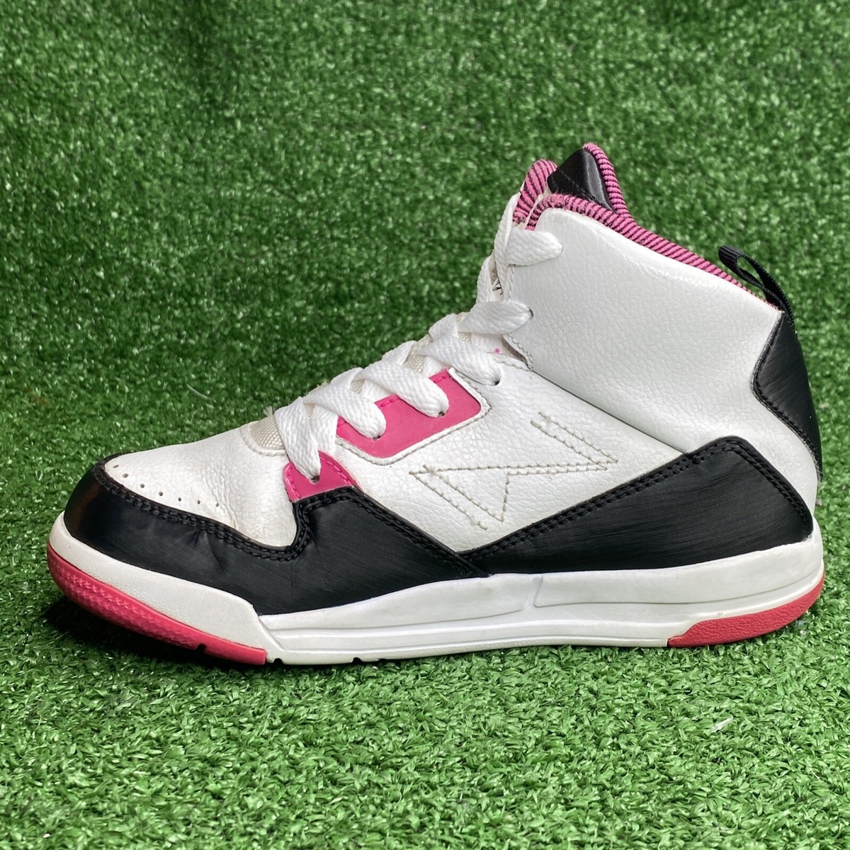 Nike Air Jordan Flight SZ 13 Child 630611-119 White Black Nike Air Jordan Flight SZ 13 Child 630611-119 White Black