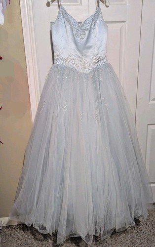 Quinceanera Dress By Alfred Angelo. Powder Blue. Size 14 - Afbeelding 11 van 24