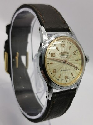Vintage 1950s Roamer Supershock Yellow Guilloche Dial 17 Jewels 30mm Gents Watch
