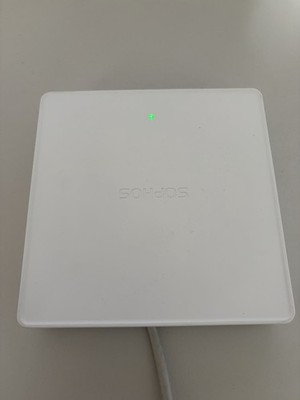 Sophos APX 320 (ETSI) WIFI Access Point Rev.1 PoE