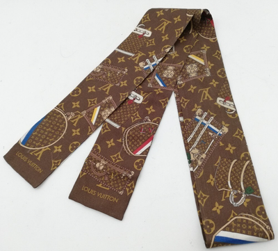 LOUIS VUITTON ブラウンシルクスカーフ LOUIS VUITTON Monogram Trunk Bandeau Silk Scarf Brown from Japan