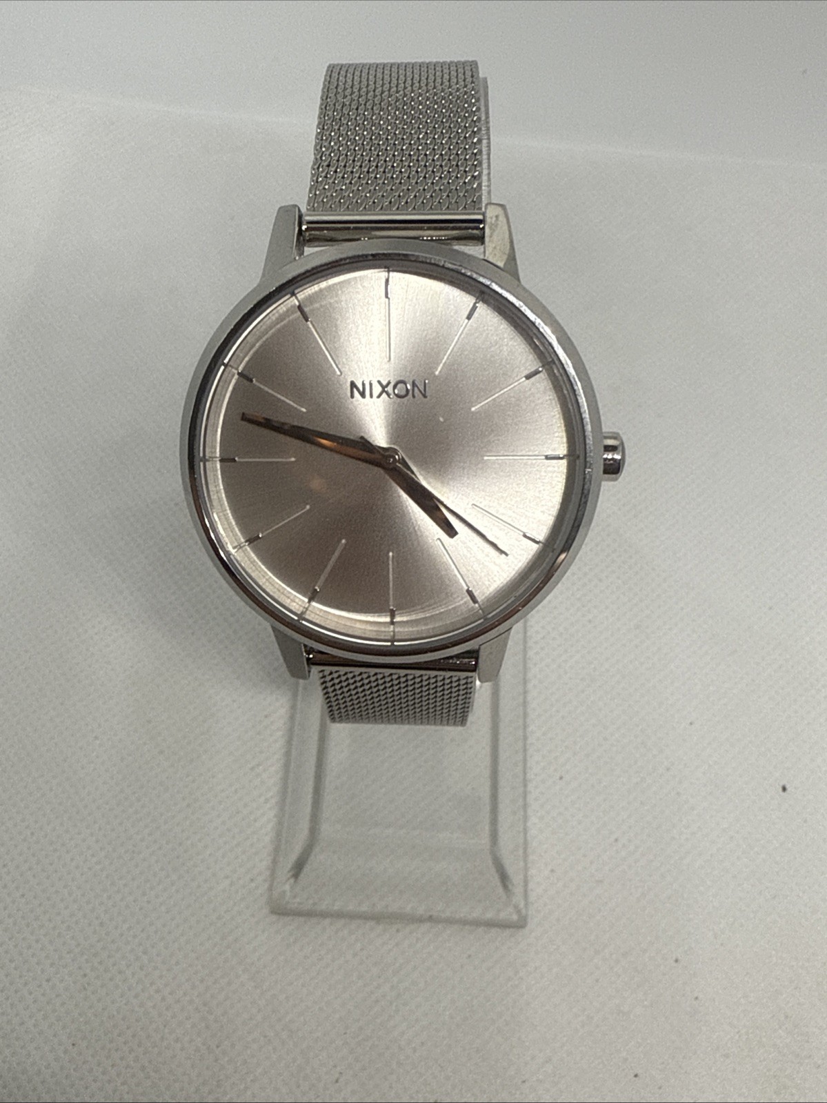 Nixon Kensington Womens Stainless Steel Quartz Watch L17
