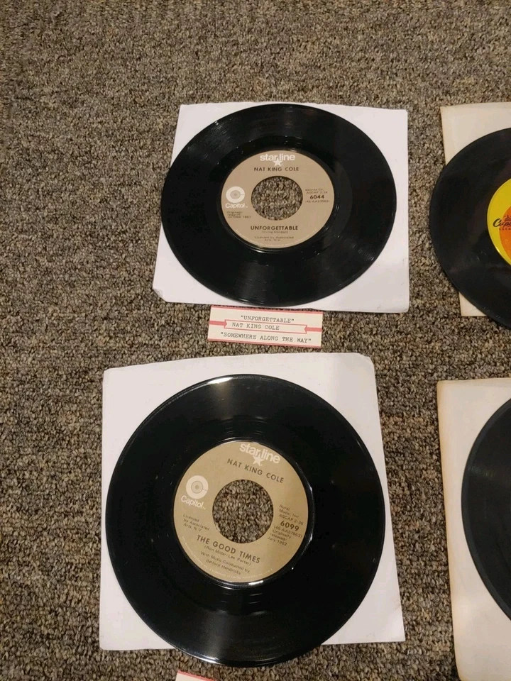 Lot Of 10 Nat King Cole 45 RPM - Image 2 of 4