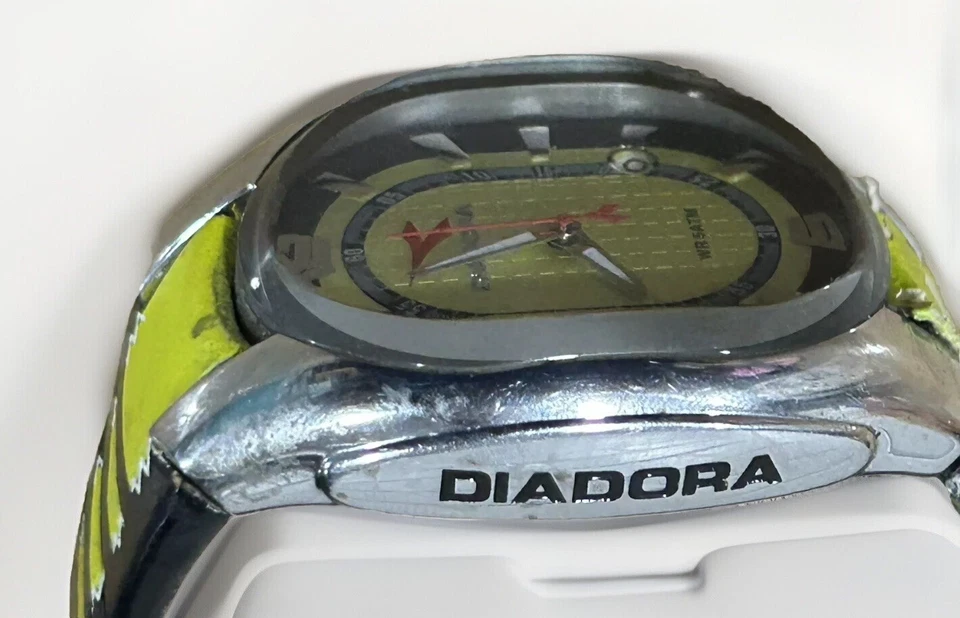 Diadora 欧洲设计师专业运动手表很好用 — 第 3/4 张图片