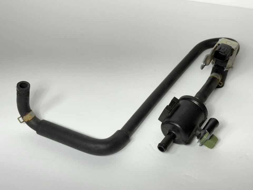 2016-2017 Nissan Altima 2.5L Vacuum Vapor Purge Valve OEM - Image 4 of 4