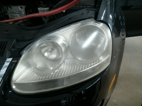 Driver Headlight Sedan VIN K 8th Digit Halogen Fits 05-10 JETTA 104871831