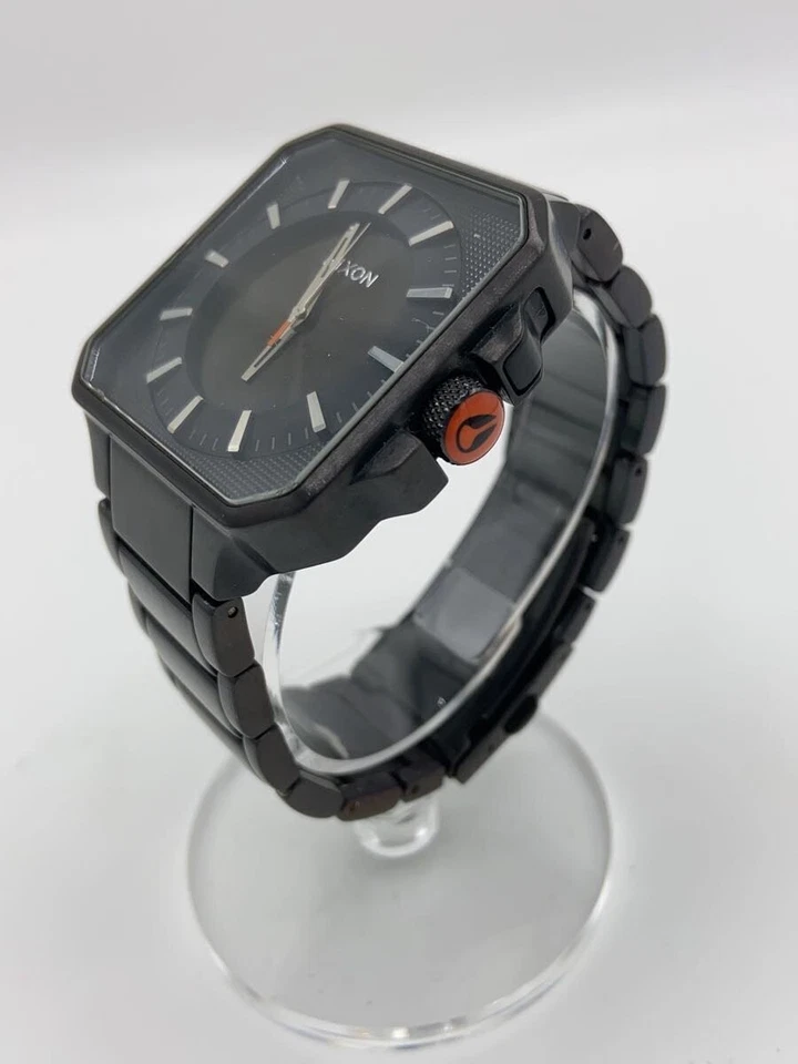 NIXON D11 Quartz Analog Black Watch Sporty Design Rubber Strap JAPAN - image 2 of 4