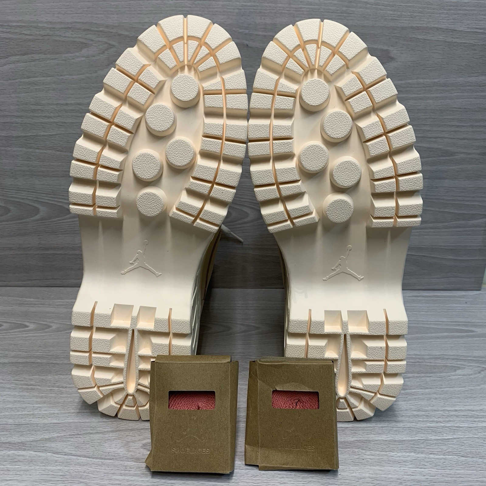 Nike Air Jordan 1 High Brooklyn Shoes Women’s Size 10.5 Guava Ice FJ5737-800 NEW thumbnail 16