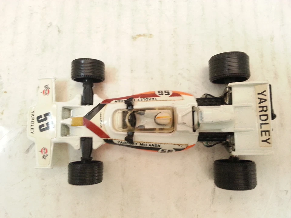 Mc Laren M 19A Yardley Corgi Toys 3396/69 1;36 - Immagine 3 di 4