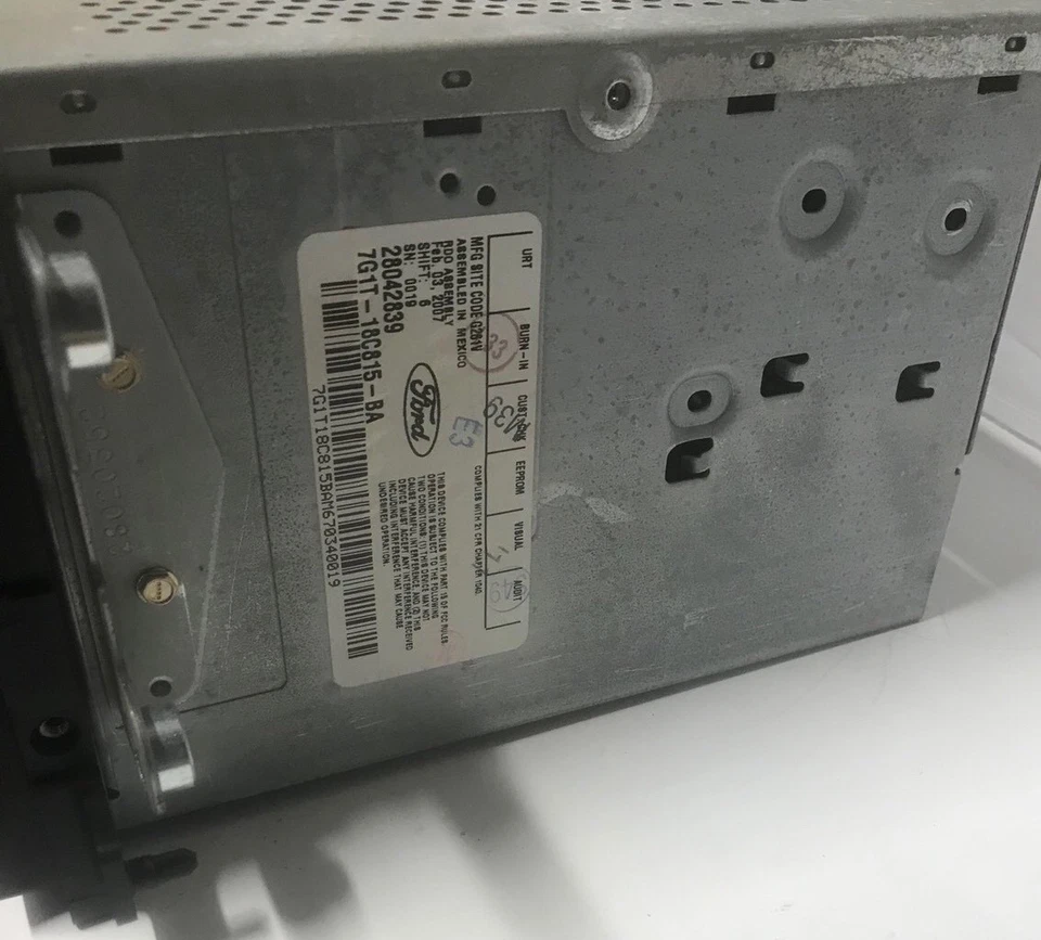 Radio Bluetooth OEM 06 07 Ford FREESTYLE 500 F150 Mercury Montego AMFM MP3 6 discos Foto 3 de 4