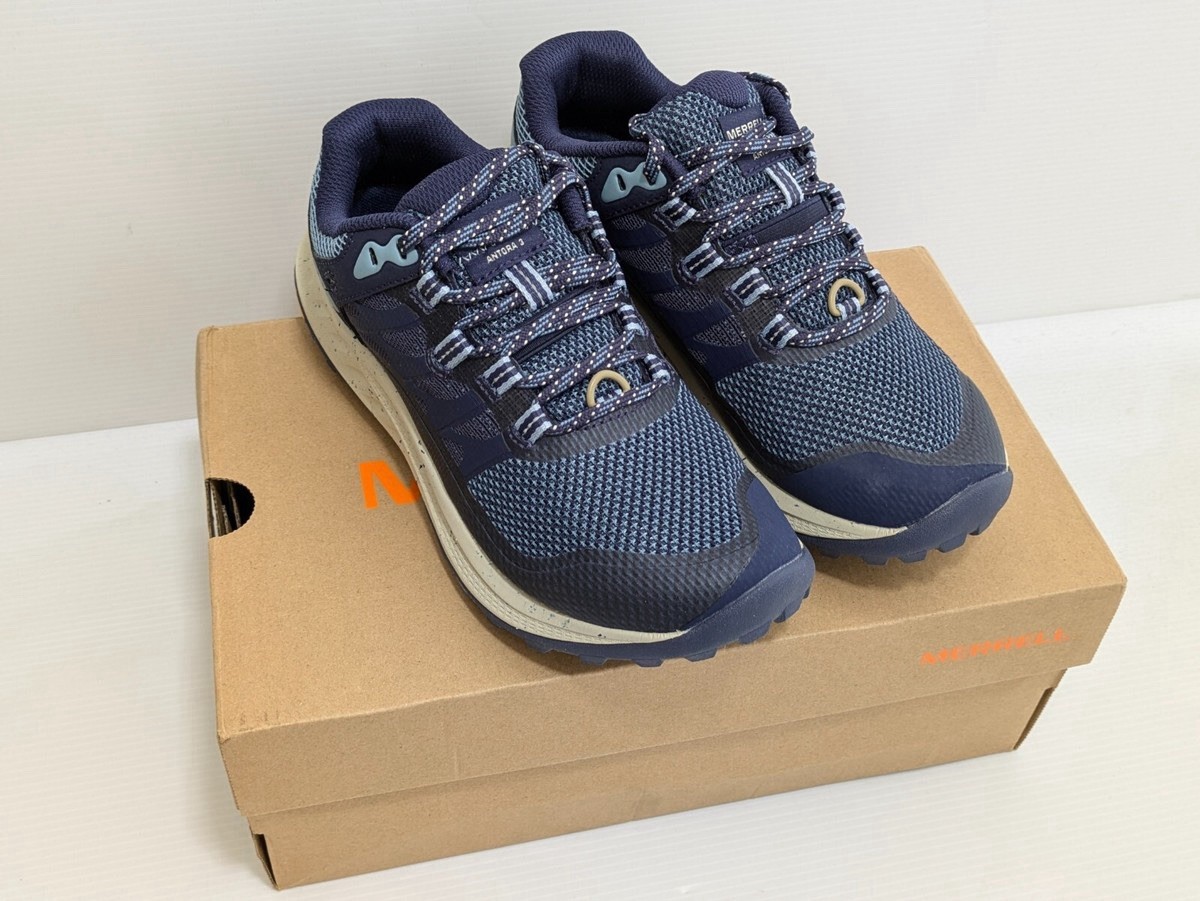 Women's Size 7 Merrell Trail Running Sneakers