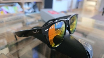 Ray-Ban Original Wayfarer für Herren - Orange/Schwarz (RB2140) 