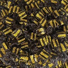 RIESEN Chewy Caramel Covered in Rich European Chocolate Bulk Candy (2 Pounds)