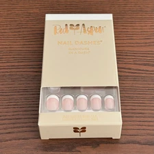 Red Aspen - Nail Dashes Press-On Nails (Nell's French Tip, Short Square)