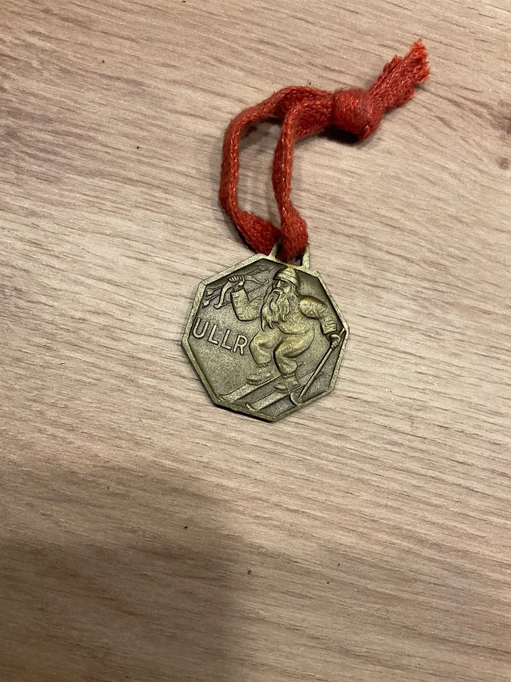 ULLR Schutzpatron der Wintersportler Cortina d Ampezzo - Bild 2 von 2